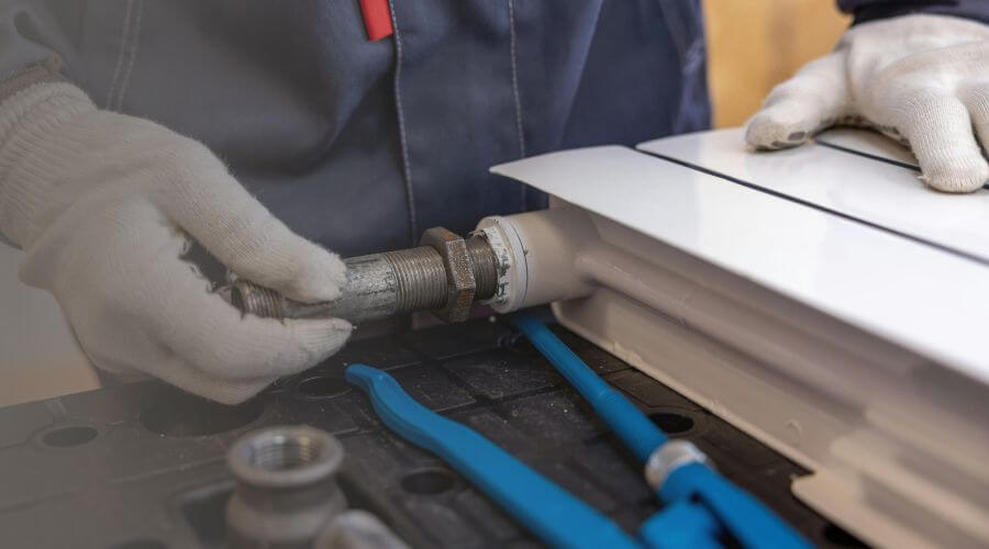 Burst Pipe Repair in Oconee, IL